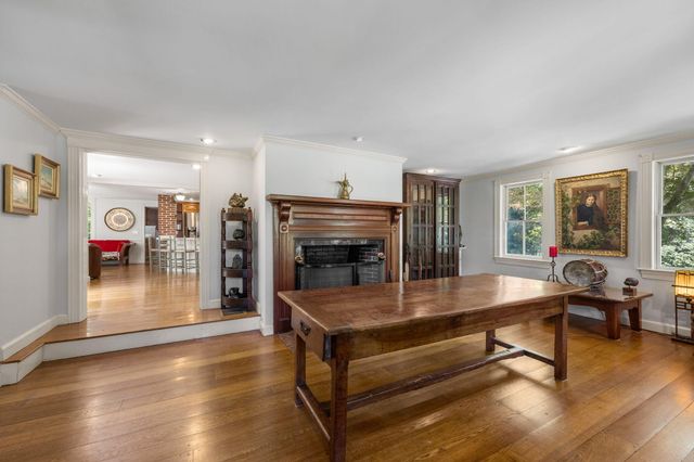 18 Old County Road, Sandwich, MA 02563