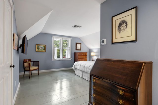 18 Old County Road, Sandwich, MA 02563
