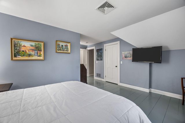 18 Old County Road, Sandwich, MA 02563