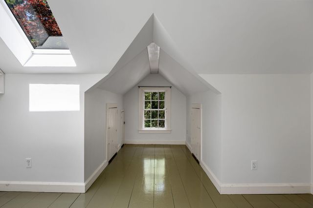 18 Old County Road, Sandwich, MA 02563