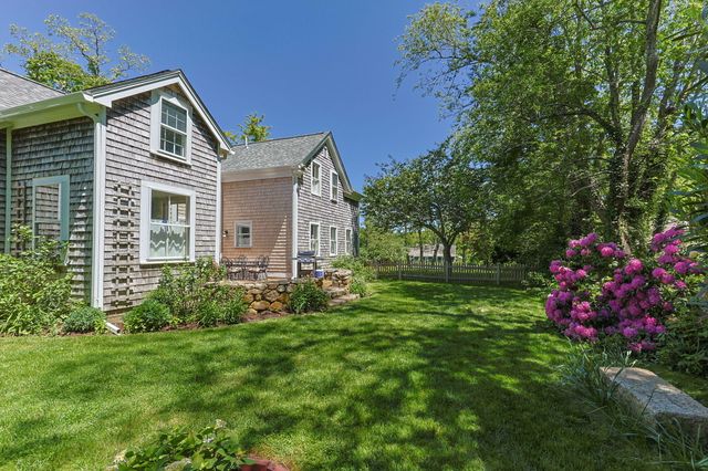 18 Old County Road, Sandwich, MA 02563