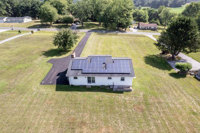 2717 LAWNDALE RD, Finksburg, MD 21048