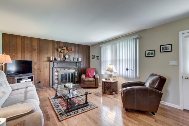 2717 LAWNDALE RD, Finksburg, MD 21048