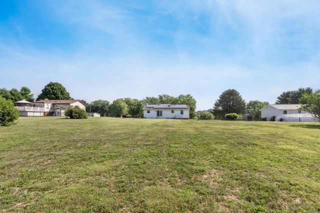 2717 LAWNDALE RD, Finksburg, MD 21048