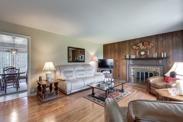 2717 LAWNDALE RD, Finksburg, MD 21048