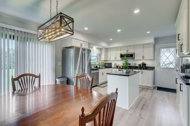 2717 LAWNDALE RD, Finksburg, MD 21048