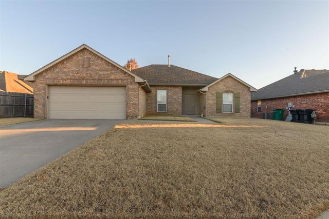 11539 NW 5th Street, Yukon, OK 73099