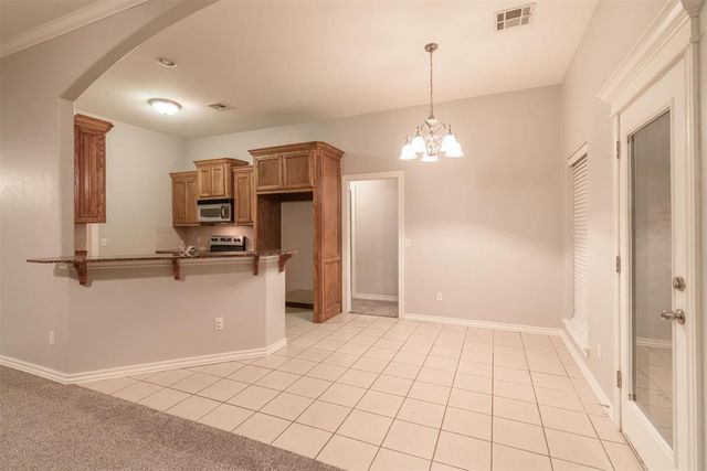 11539 NW 5th Street, Yukon, OK 73099