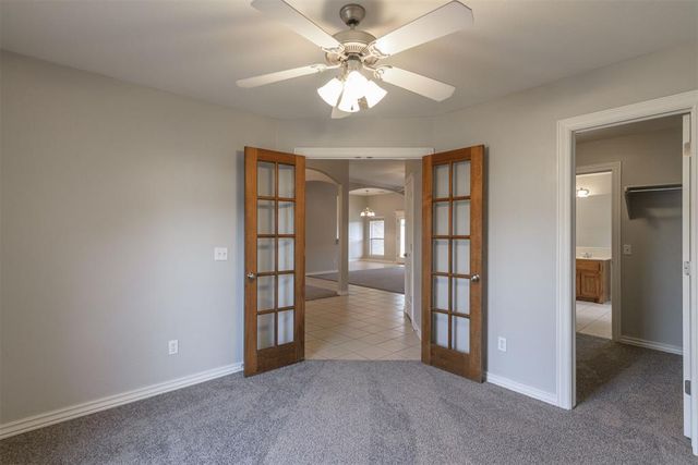 11539 NW 5th Street, Yukon, OK 73099