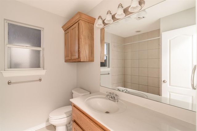 11539 NW 5th Street, Yukon, OK 73099