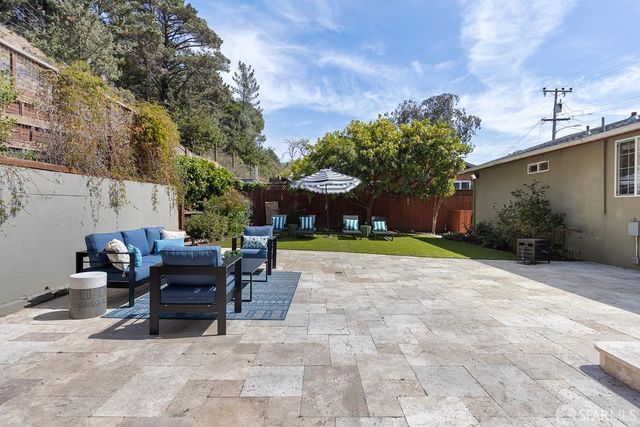 1607 Linda Mar Boulevard, Pacifica, CA 94044