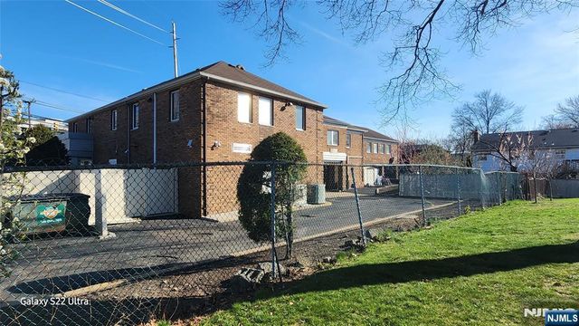 474 Sylvan Avenue, Englewood Cliffs, NJ 07632