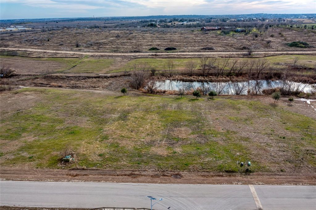 7192 Newman BLVD, Kyle, TX 78640