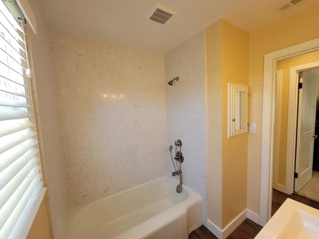 517 Fir St, Manteca, CA 95336