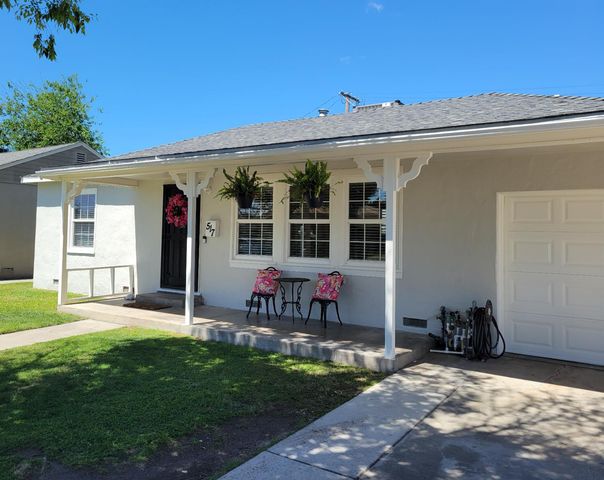 517 Fir St, Manteca, CA 95336