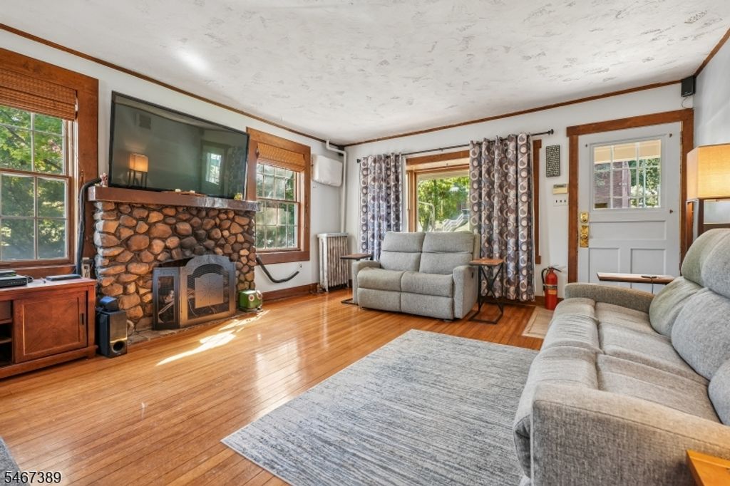 109 Gould Ave, North Caldwell Boro, NJ 07006 — photo 4