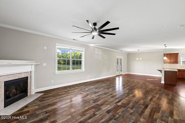408 Canvasback Lane, Sneads Ferry, NC 28460