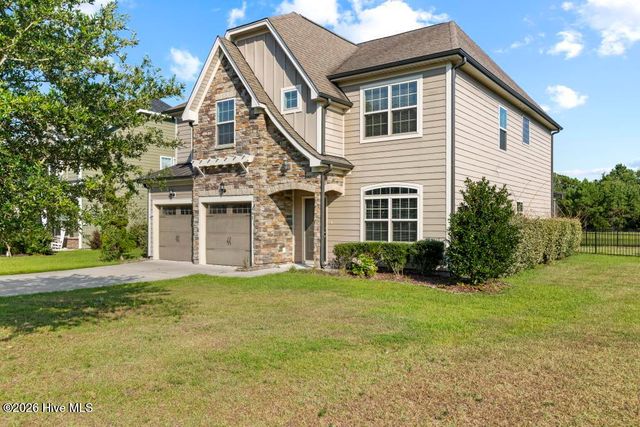 408 Canvasback Lane, Sneads Ferry, NC 28460