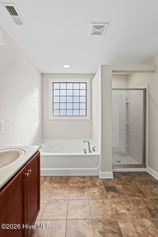 408 Canvasback Lane, Sneads Ferry, NC 28460