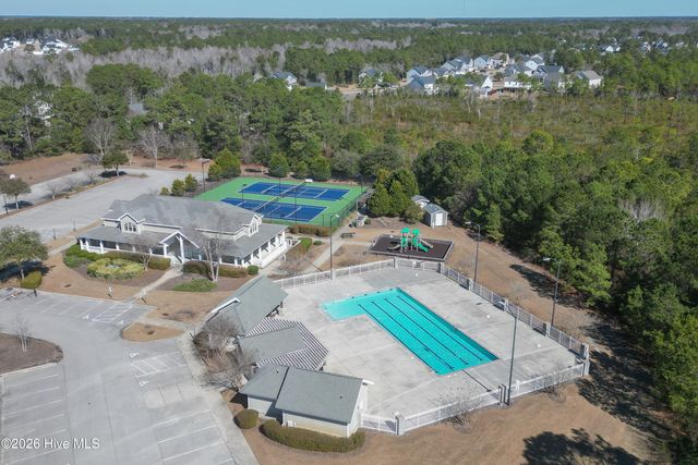 408 Canvasback Lane, Sneads Ferry, NC 28460