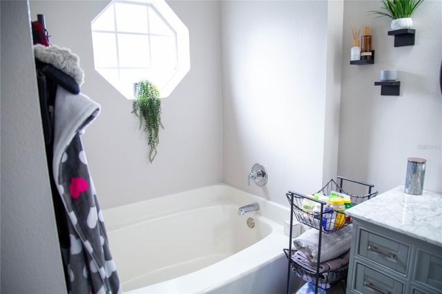 2315 ACADEMY AVENUE, Deltona, FL 32738