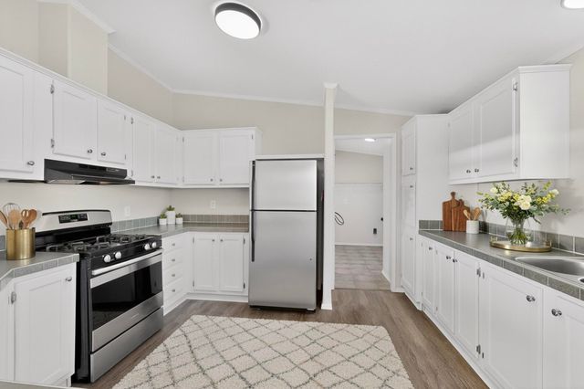 18 Buck Road, Edgewood, NM 87015