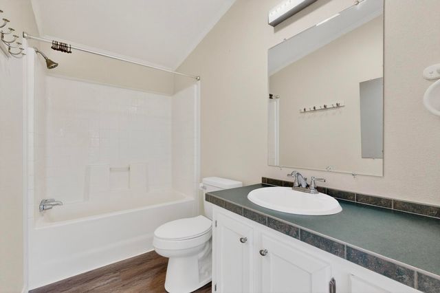 18 Buck Road, Edgewood, NM 87015