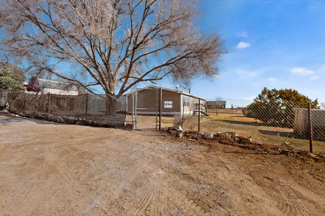 18 Buck Road, Edgewood, NM 87015