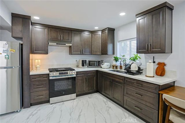 8552 Bermuda, Westminster, CA 92683