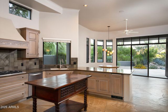10040 E HAPPY VALLEY Road 1009, Scottsdale, AZ 85255
