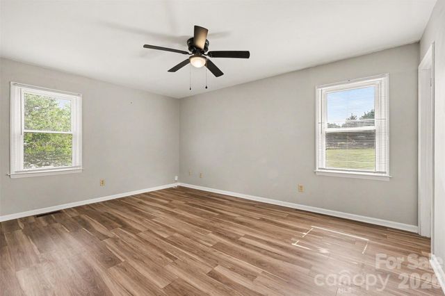 16924 Knoxwood Drive, Huntersville, NC 28078