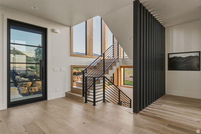 923 N EMERY LN, Elk Ridge, UT 84651