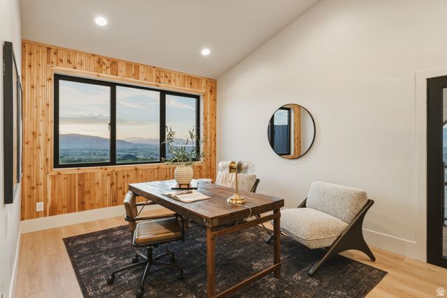 923 N EMERY LN, Elk Ridge, UT 84651