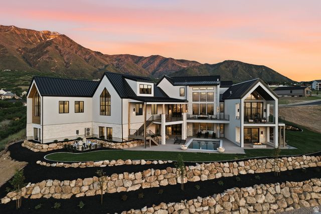 923 N EMERY LN, Elk Ridge, UT 84651
