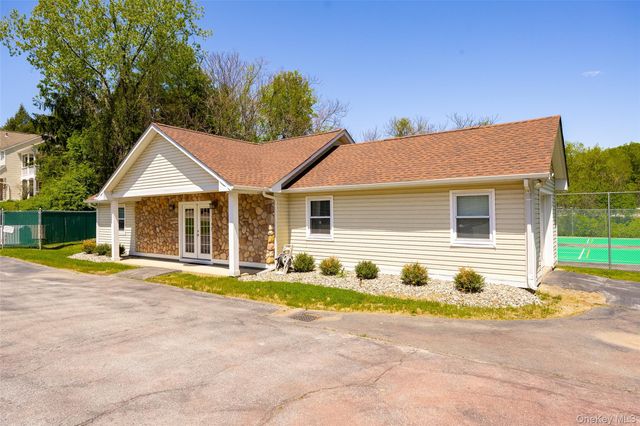 11 Millholland Drive I, Fishkill, NY 12524