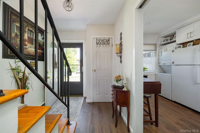 11 Millholland Drive I, Fishkill, NY 12524