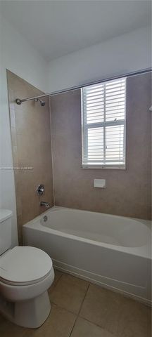 133 SE 28th Ter 5, Homestead, FL 33033