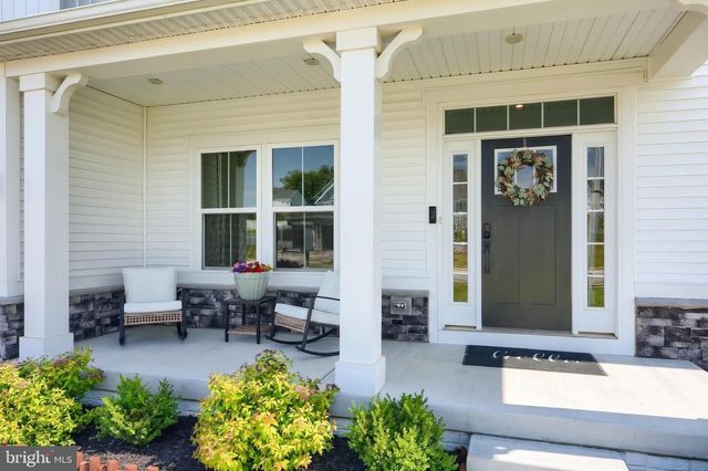 14 WINIFRED DR, Hanover, PA 17331