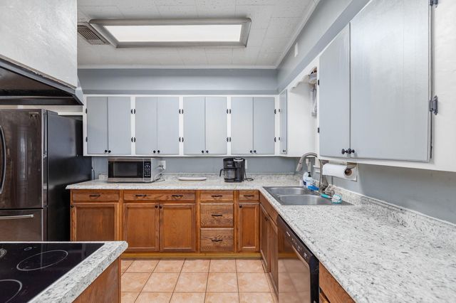 1105 Ada Street, Woodville, TX 75979