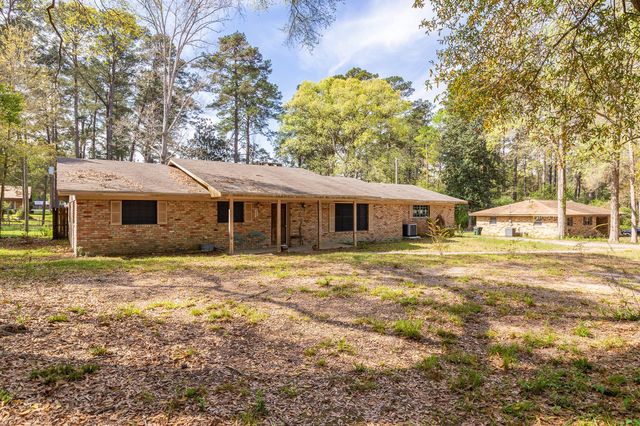 1105 Ada Street, Woodville, TX 75979