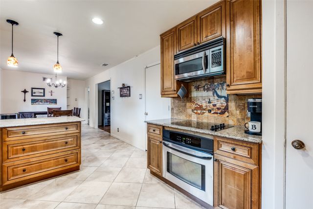 11315 Fernald Avenue, Dallas, TX 75218