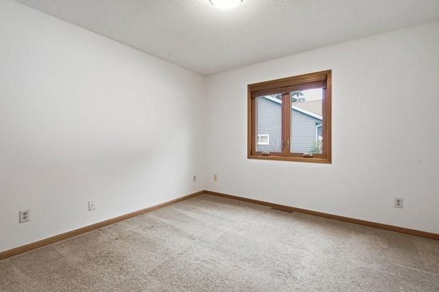 1930 Meadow Lane, Eau Claire, WI 54701