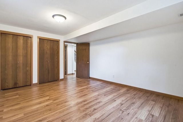 1930 Meadow Lane, Eau Claire, WI 54701