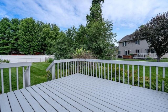 1930 Meadow Lane, Eau Claire, WI 54701