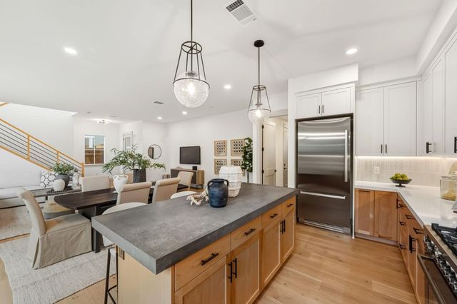 4913 Vivi Place, San Jose, CA 95124