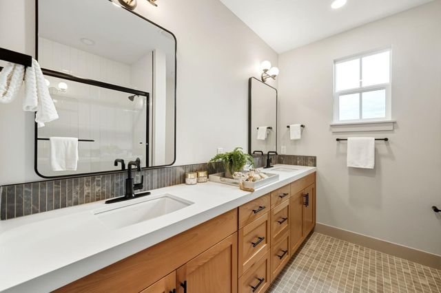 4913 Vivi Place, San Jose, CA 95124