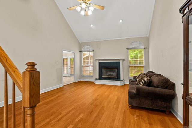 5 Crystal Mountain Drive, Maumelle, AR 72113