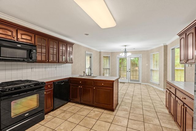 5 Crystal Mountain Drive, Maumelle, AR 72113