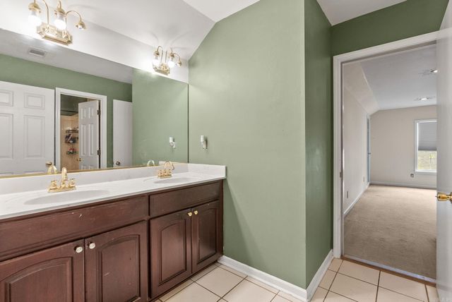 5 Crystal Mountain Drive, Maumelle, AR 72113