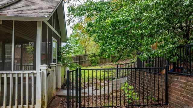 5 Crystal Mountain Drive, Maumelle, AR 72113